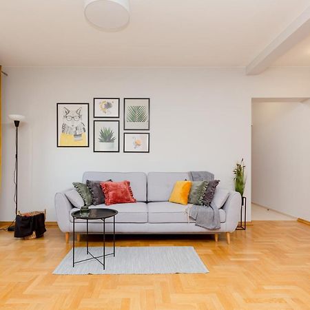 Mokotow Apartment Bluszczanska By Noclegi Renters Varsovie Extérieur photo
