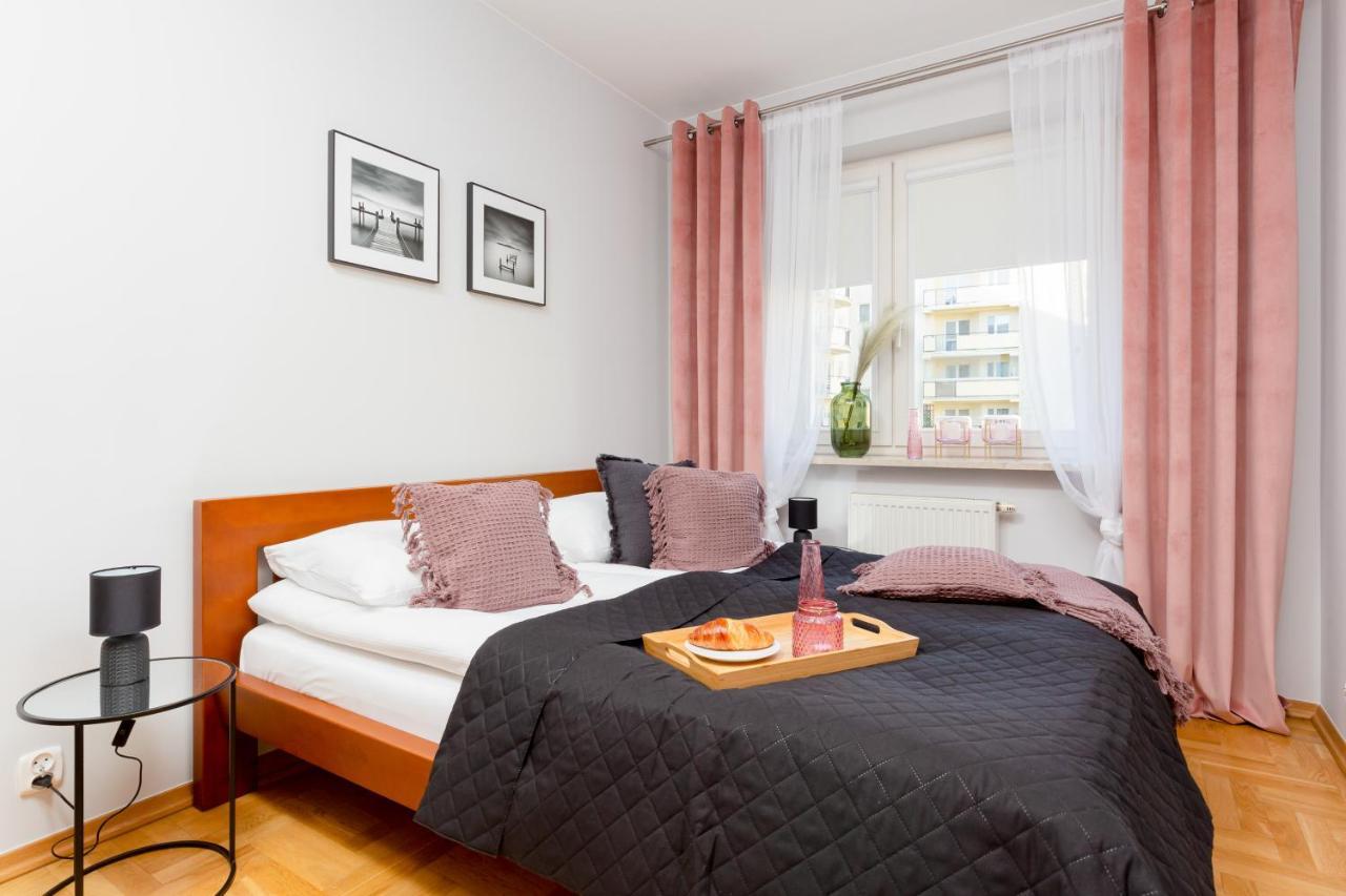 Mokotow Apartment Bluszczanska By Noclegi Renters Varsovie Extérieur photo