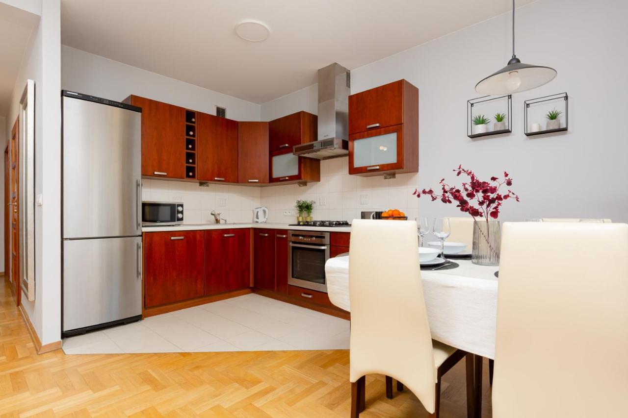 Mokotow Apartment Bluszczanska By Noclegi Renters Varsovie Extérieur photo